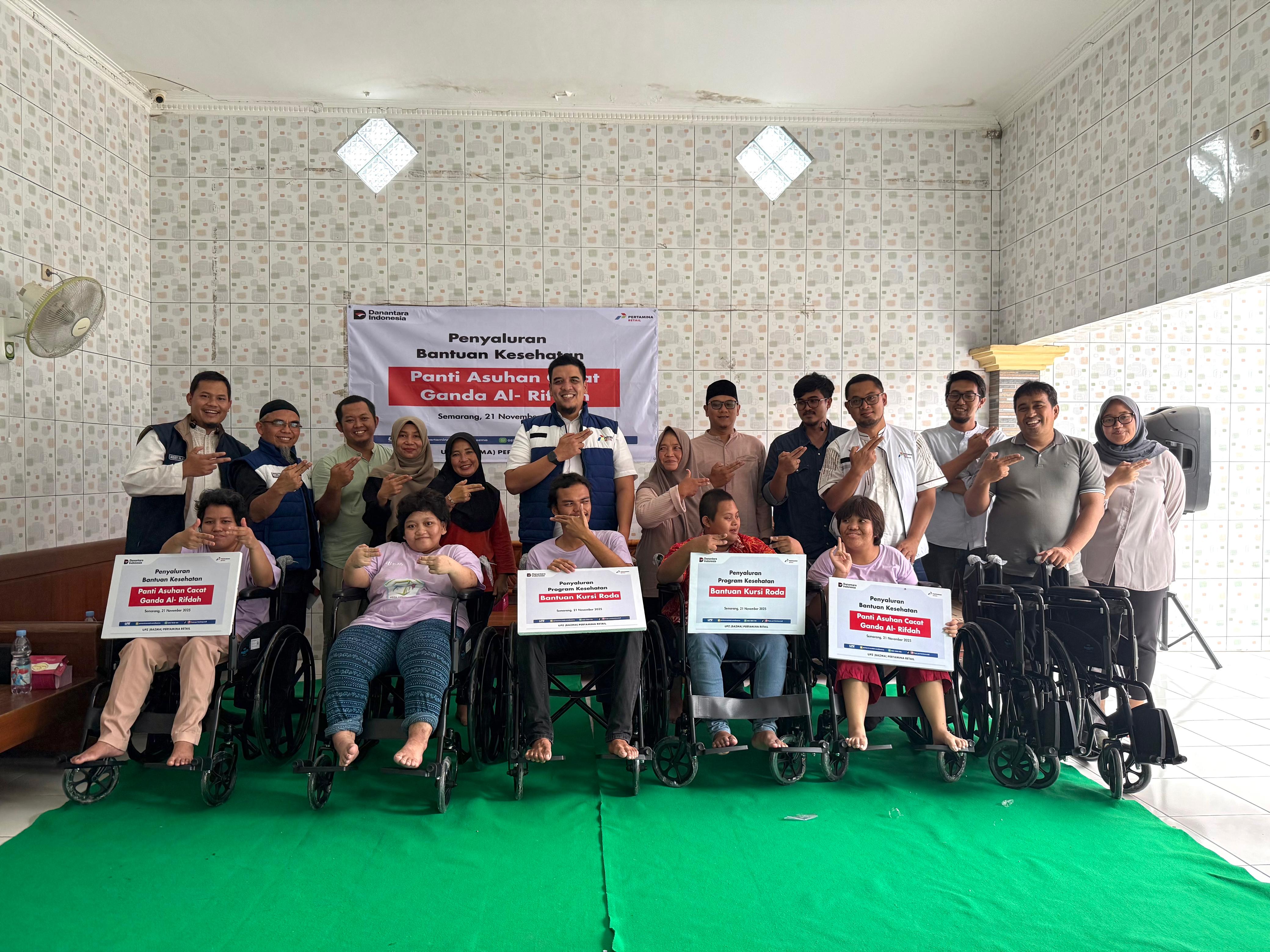 Pertamina Retail Wujudkan Komitmen Sosial melalui Program Bantuan dan Pelayanan Kesehatan di Semarang